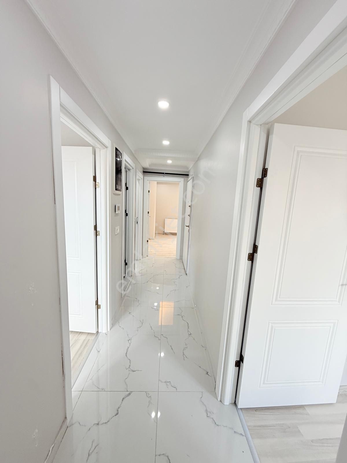 Pusula İnşaattan Cebeci Mah. Caddeye Yakın 2+1 100m2 Ara Kat - Görsel 4