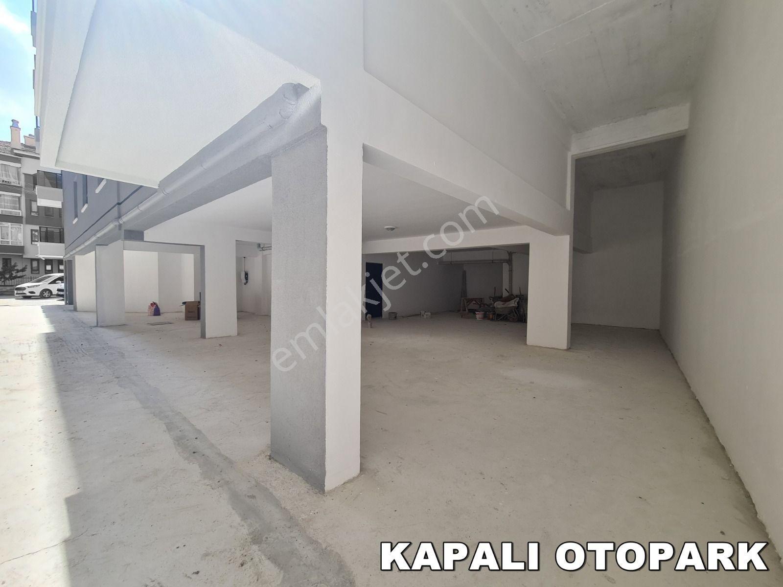 Seval Cd Paraleli Sıfır Binada Teras Balkonlu Geniş Mutfaklı 3+1 - Görsel 34