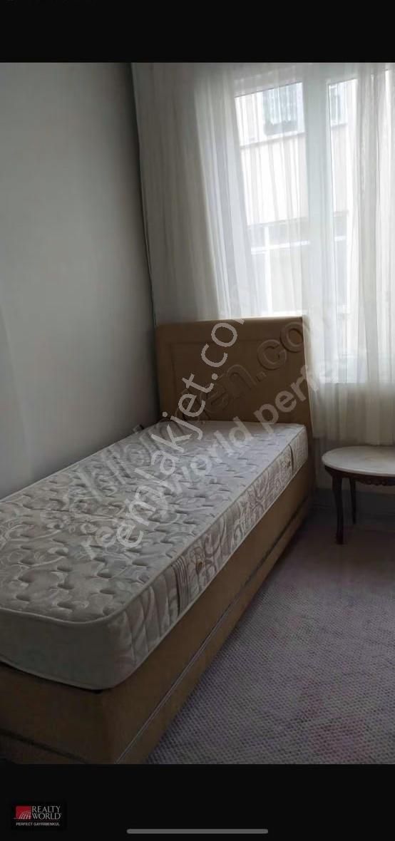 Şehrin Merkezinde ,yenilenmiş ,eşyalı Daire