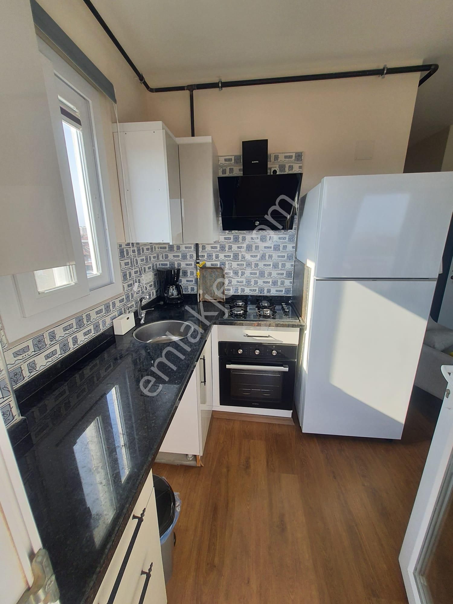 🌟 Bahçeşehir Mahallesi'nde Lüks Eşyalı 1+1 Satılık Daire🌟 - Görsel 2