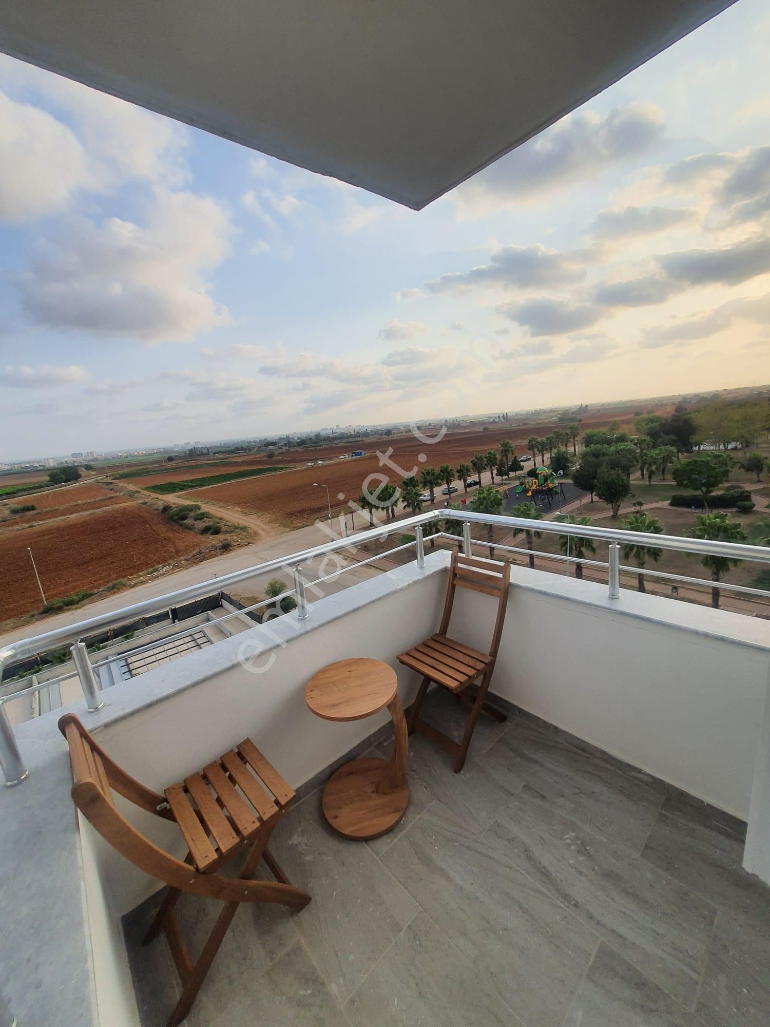 🌟 Bahçeşehir Mahallesi'nde Lüks Eşyalı 1+1 Satılık Daire🌟 - Görsel 9