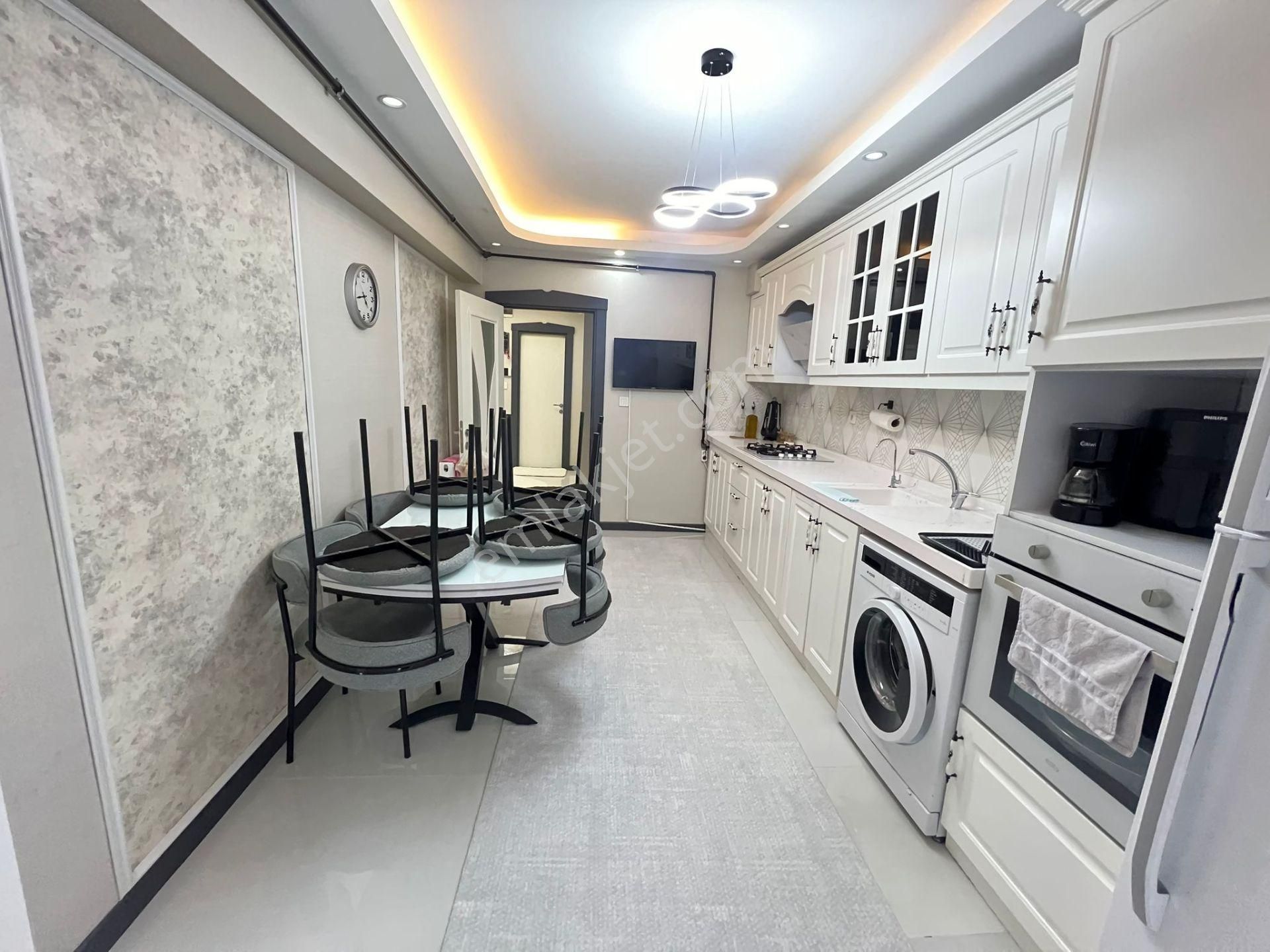 Vatan'dan Bağlumda Üniversite Dibinde Lüx Binada Lüx 3+1 Daire!! - Görsel 2