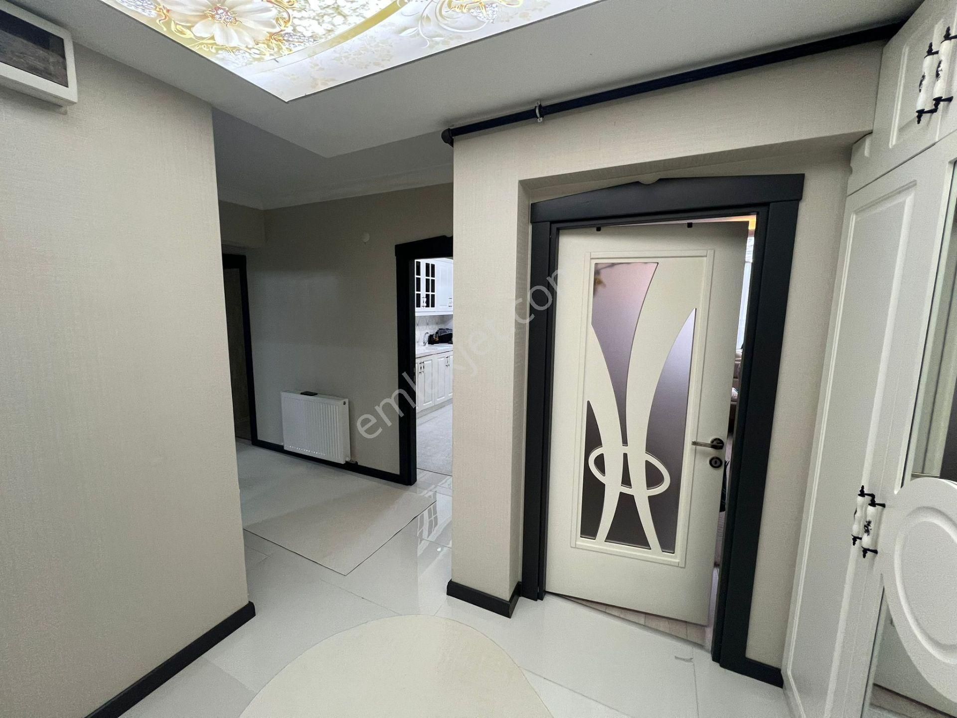 Vatan'dan Bağlumda Üniversite Dibinde Lüx Binada Lüx 3+1 Daire!! - Görsel 8