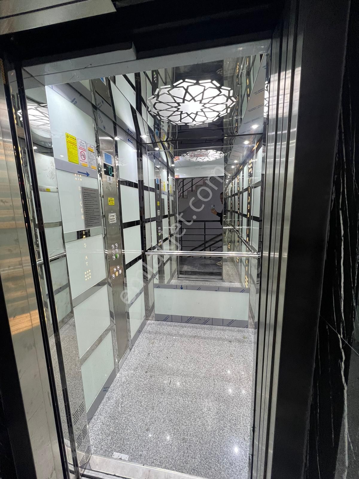 Vatan'dan Bağlumda Üniversite Dibinde Lüx Binada Lüx 3+1 Daire!! - Görsel 31