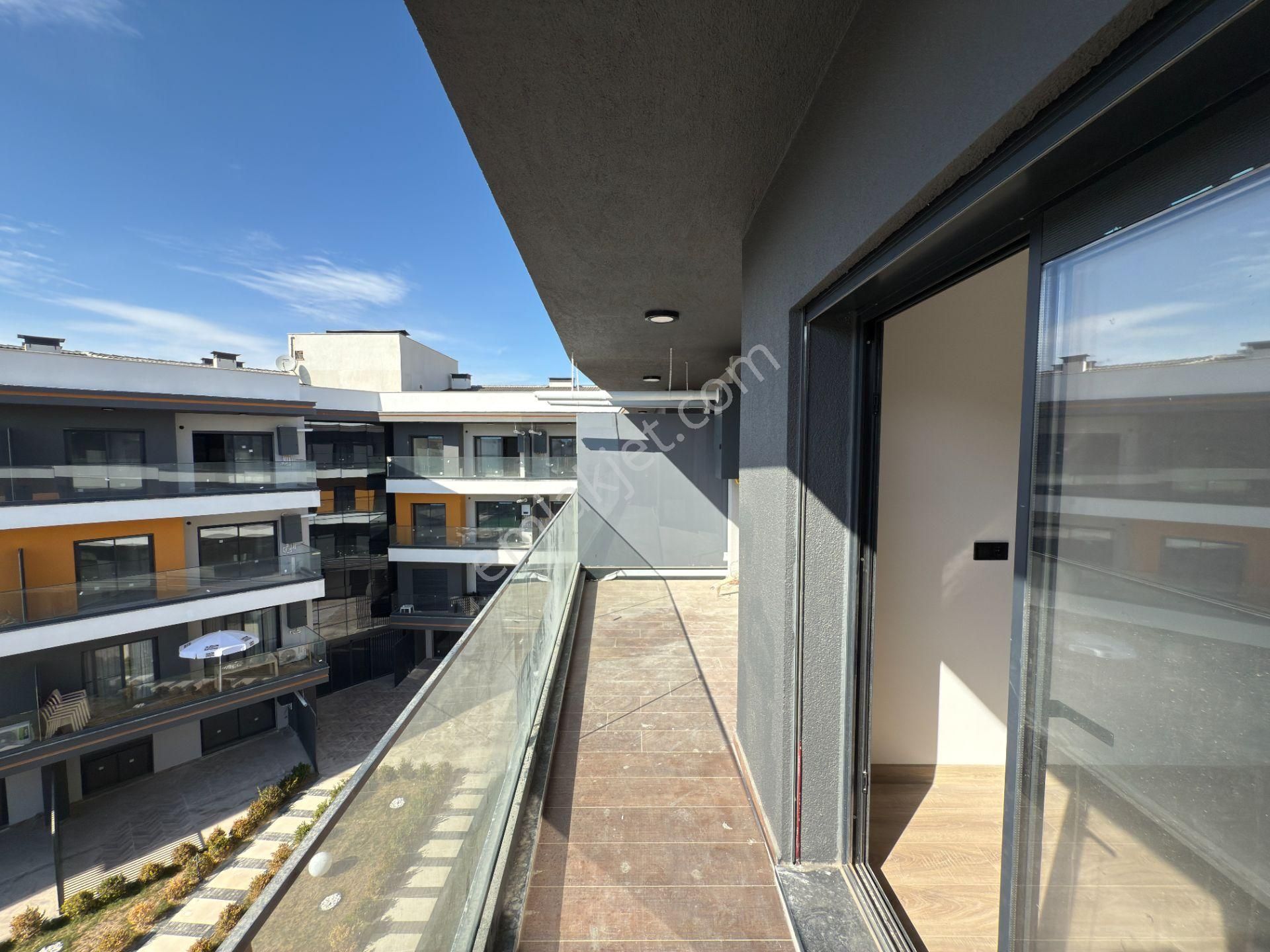 Kuşadası'nın En Yeni Projelerinden Nest108'de Kiralık 1+1'ler - Görsel 5