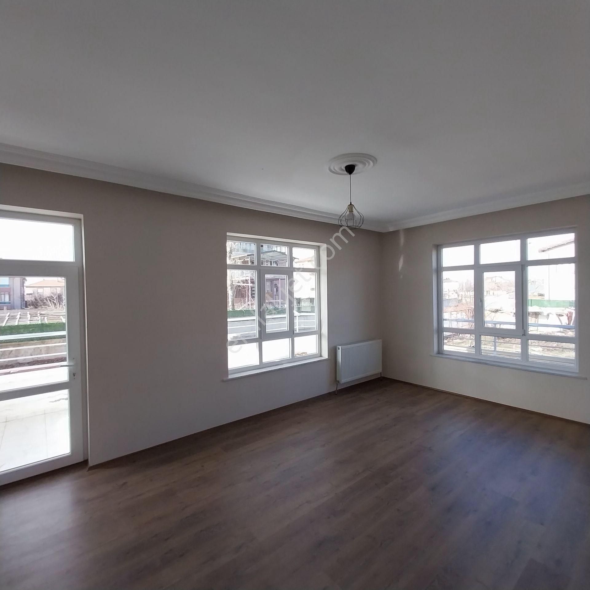 Karaaslanda Satlık 3+1 Yüksek Girişli Daire - Görsel 17