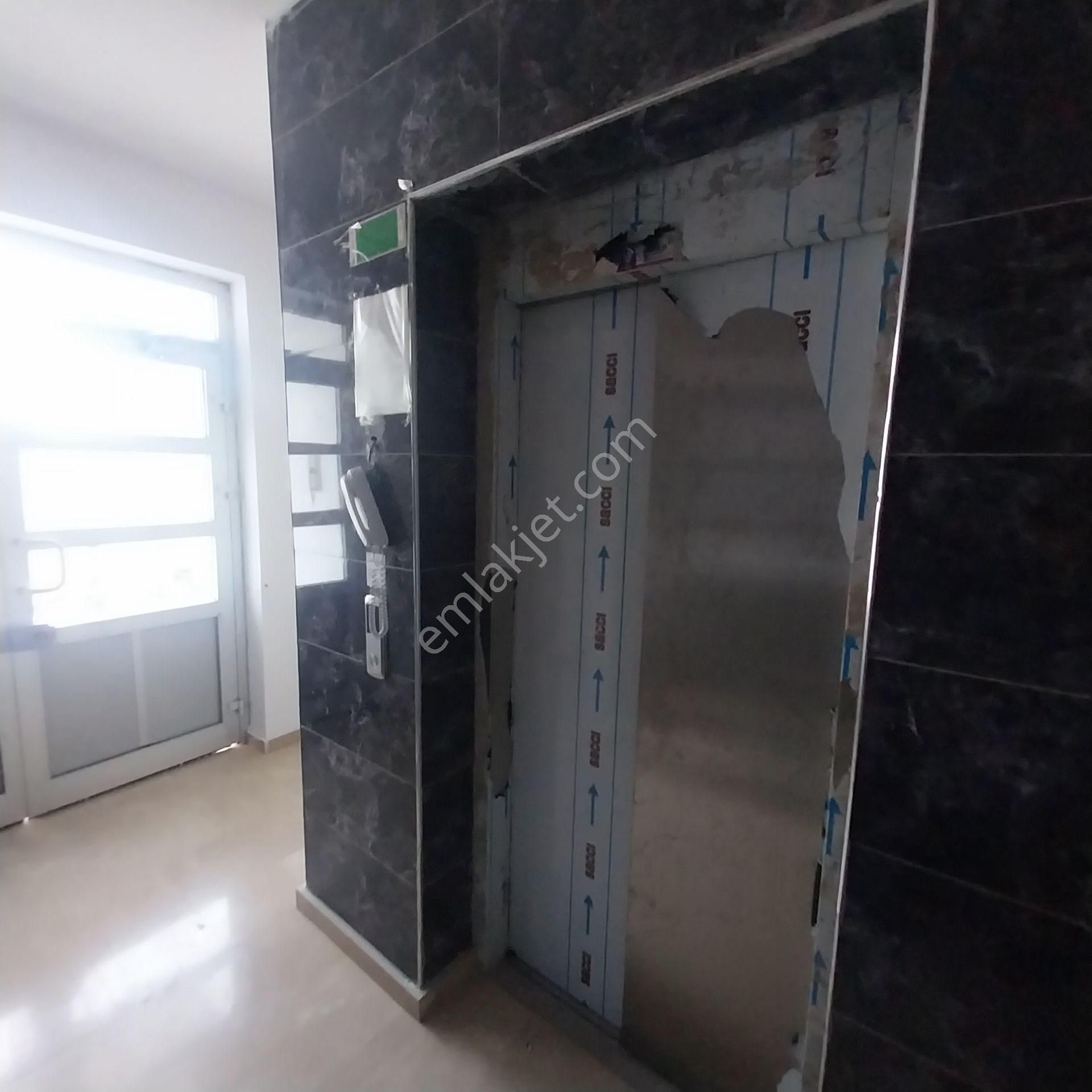 Karaaslanda Satlık 3+1 Yüksek Girişli Daire - Görsel 24