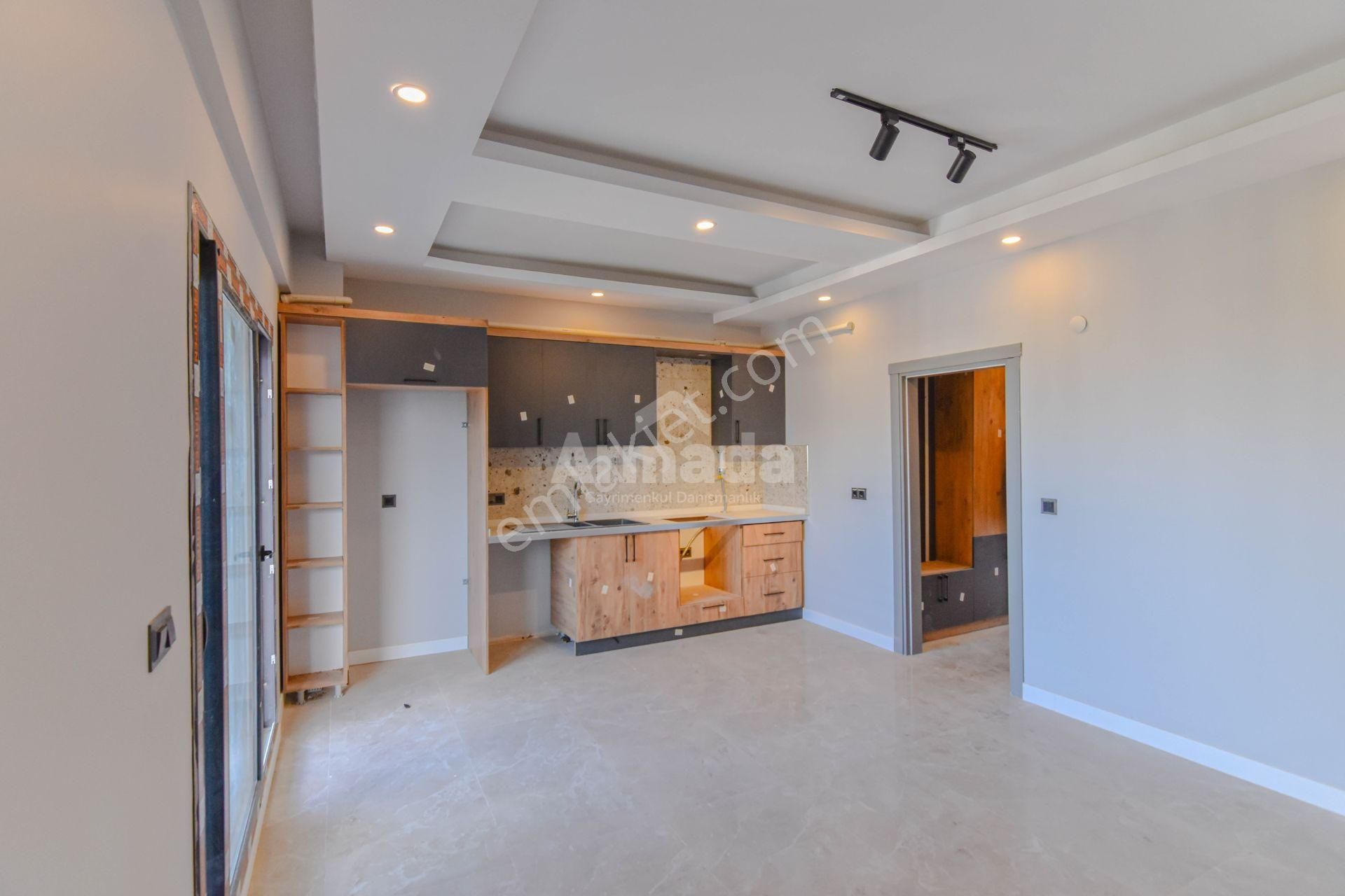 Kuşadası Merkez'e Yakın, Site İçerisinde 2+1 Lüks Daire - Görsel 3