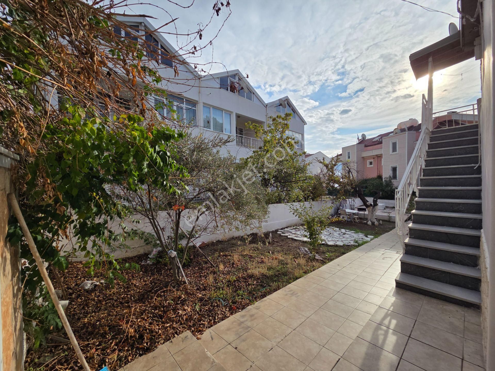 Silivrı Gümüşyaka Da Yazlık Denize 50 Metre (230 M2 Bahçeli) - Görsel 3