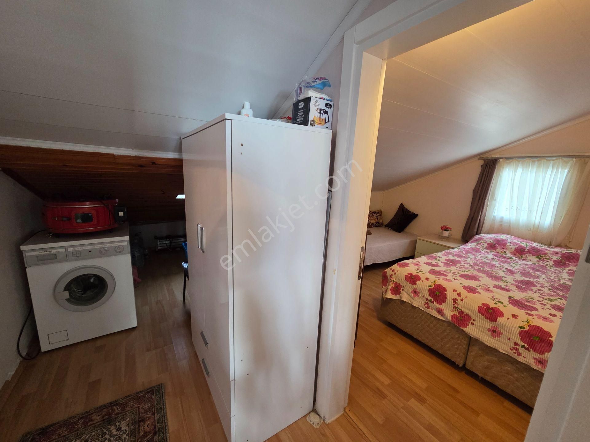 Silivrı Gümüşyaka Da Yazlık Denize 50 Metre (230 M2 Bahçeli) - Görsel 14