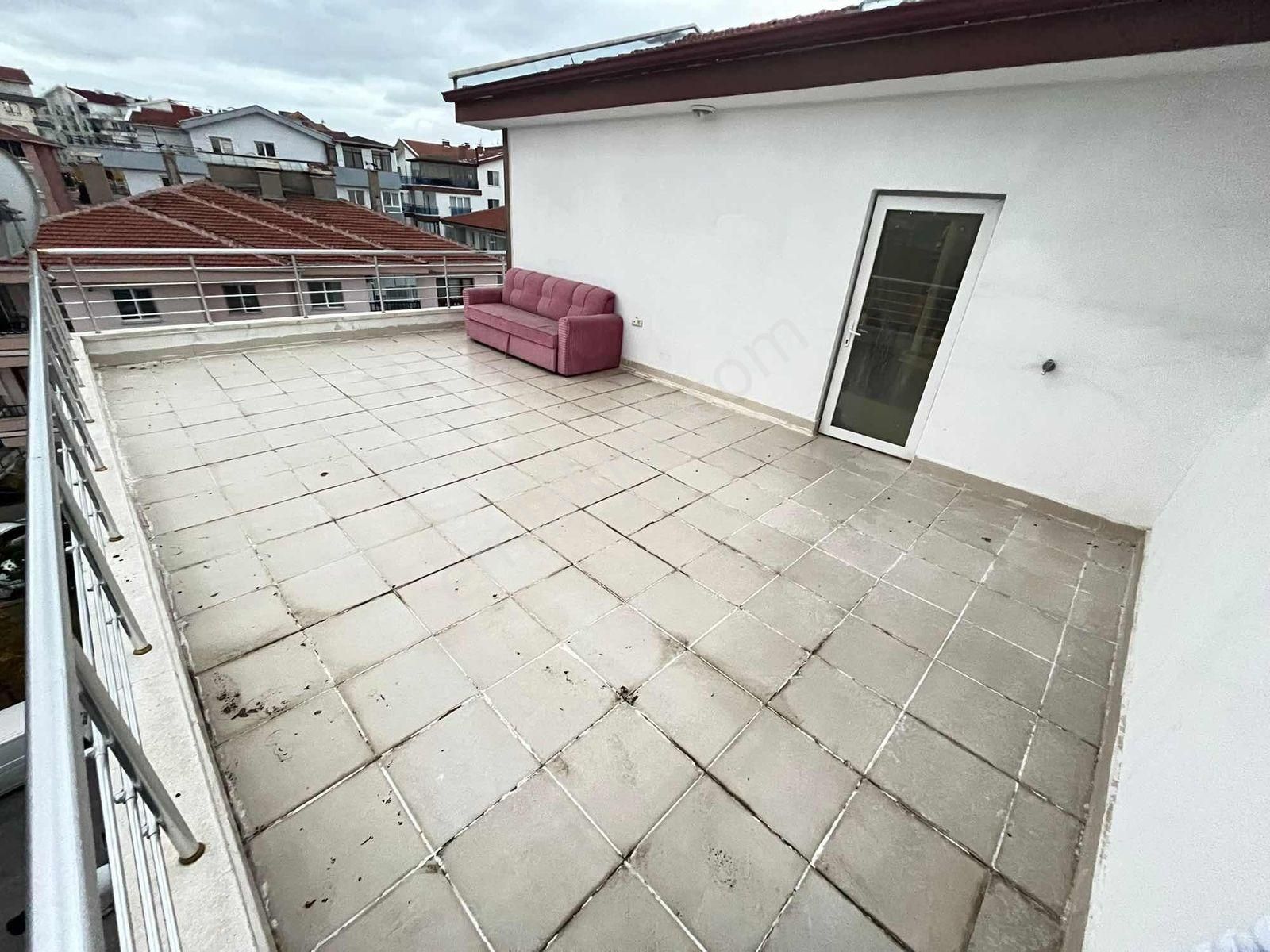 Yeni Çınardan Göl Manzalı Yeniyapılan Diş Hastanesi Yanı Dublex - Görsel 28