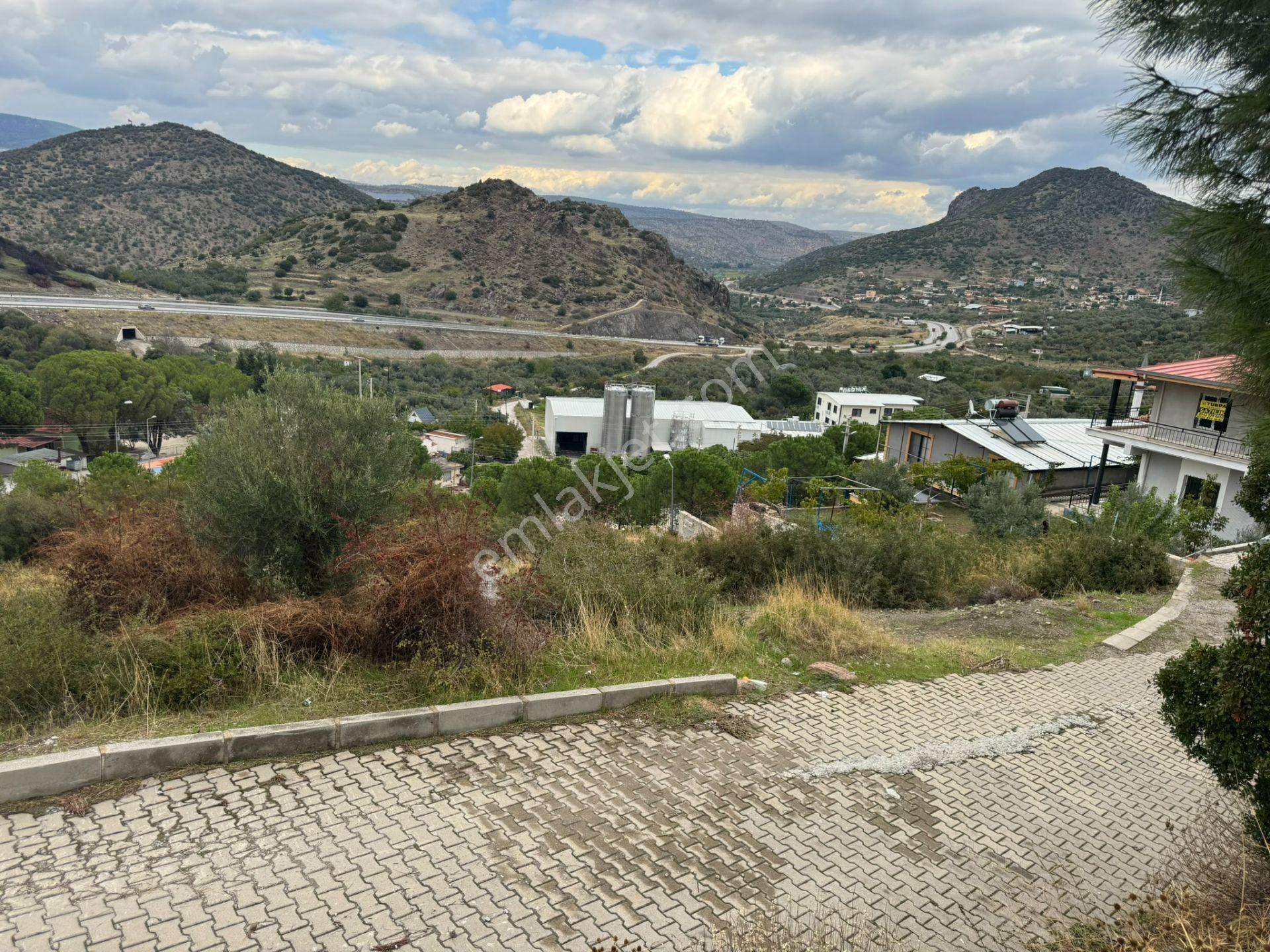 Menemen Ayvacık'da Manzaralı Satılık Arsa - Görsel 11