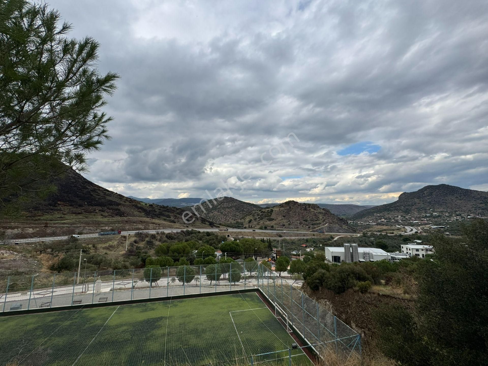 Menemen Ayvacık'da Manzaralı Satılık Arsa - Görsel 17