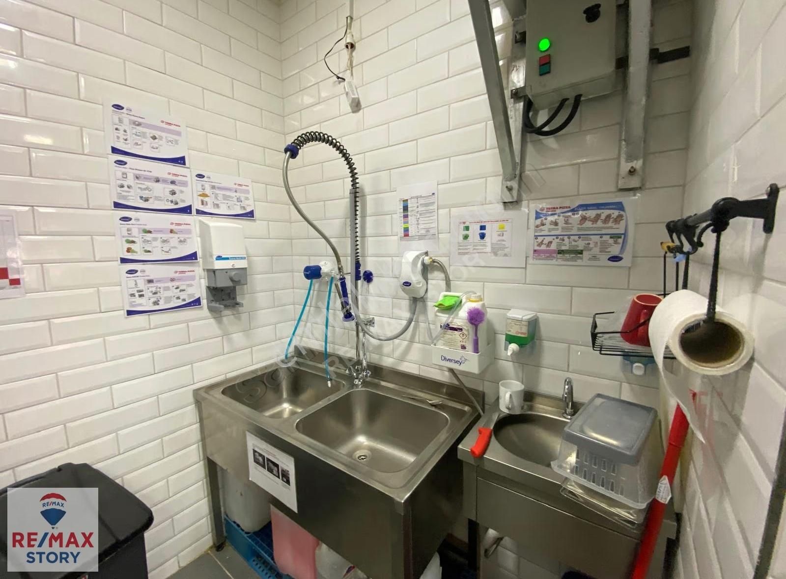 Özgürlük Mah'de Adnan Kahvecı Cad Kurumsal Devren Kıralık - Görsel 2