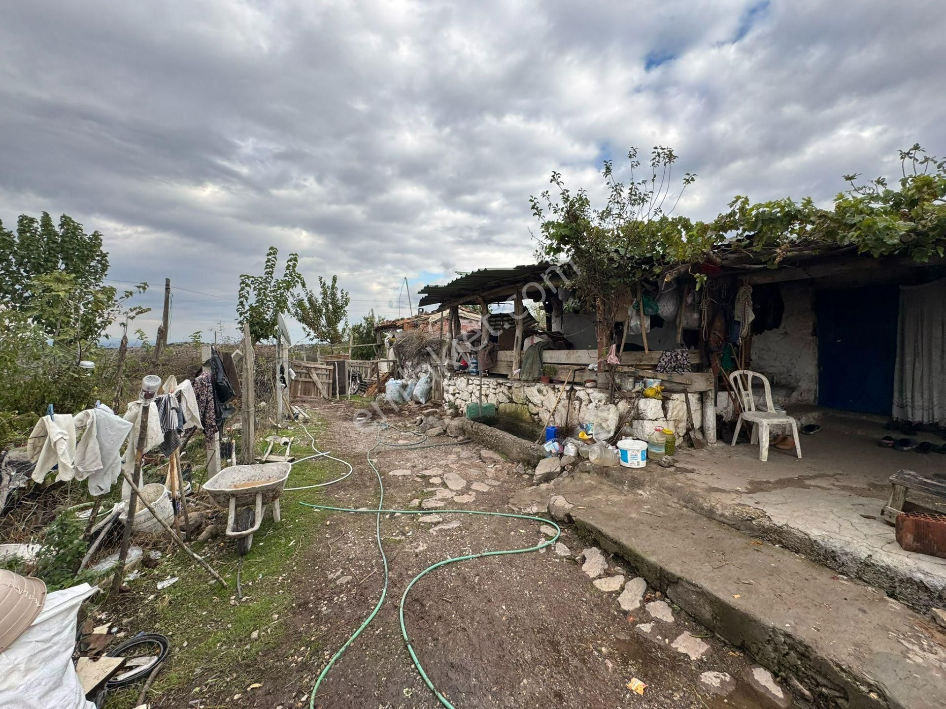 Menemen Karaorman'da Satılık 1013 M2 Tek Tapu Arsa - Görsel 14