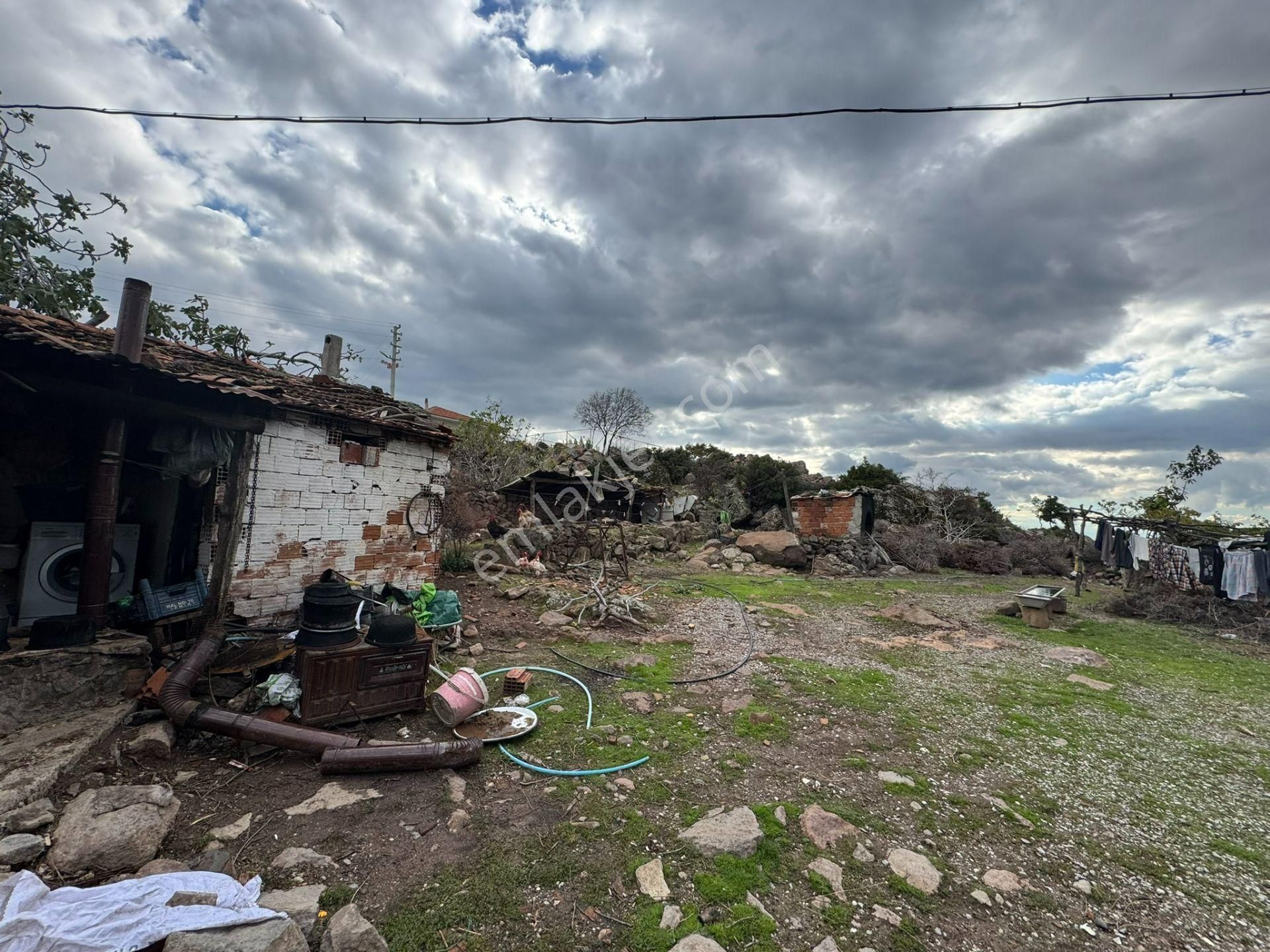 Menemen Karaorman'da Satılık 1013 M2 Tek Tapu Arsa - Görsel 5