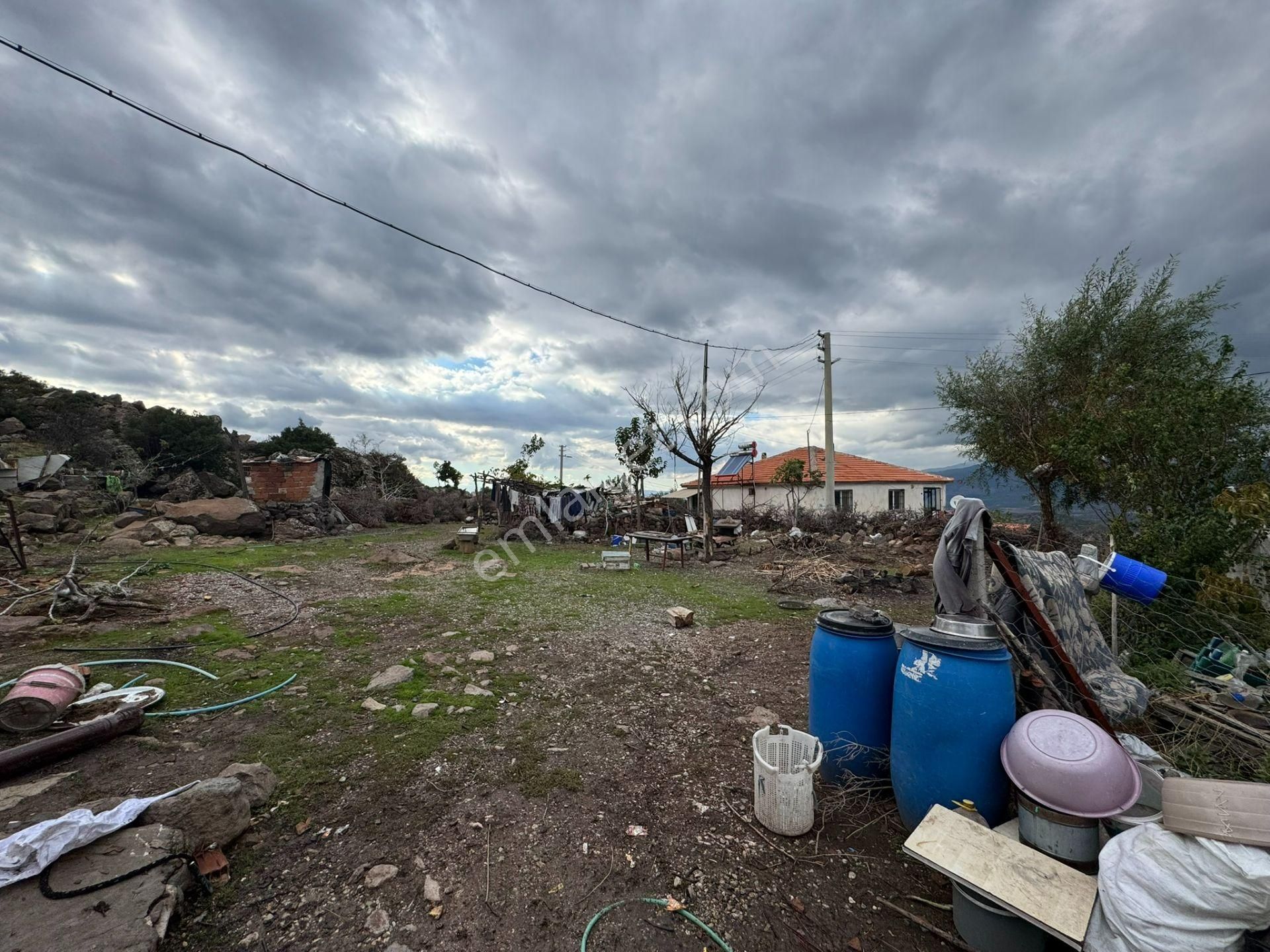Menemen Karaorman'da Satılık 1013 M2 Tek Tapu Arsa - Görsel 4