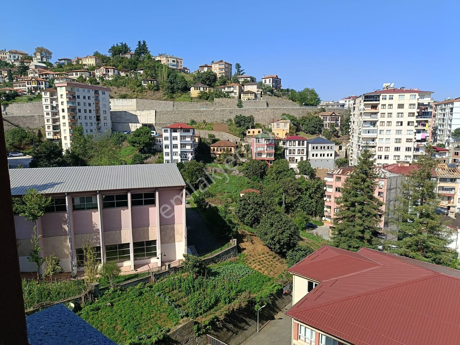 Akçaabat Dürbinar Mahallesi Satılık 3+1 Daireler