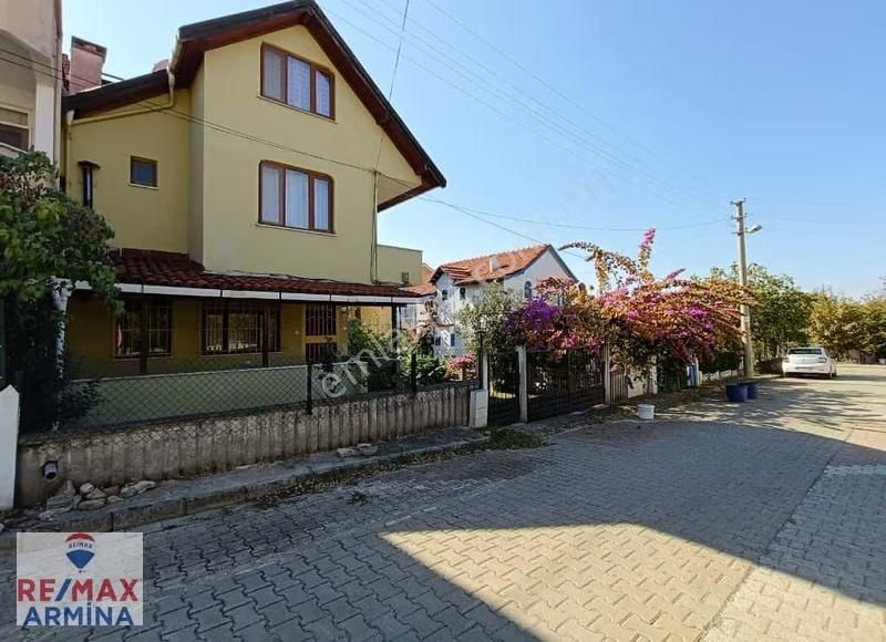 Kocaeli Kandıra Cebecide Satılık 6+2 Müstakil Villa