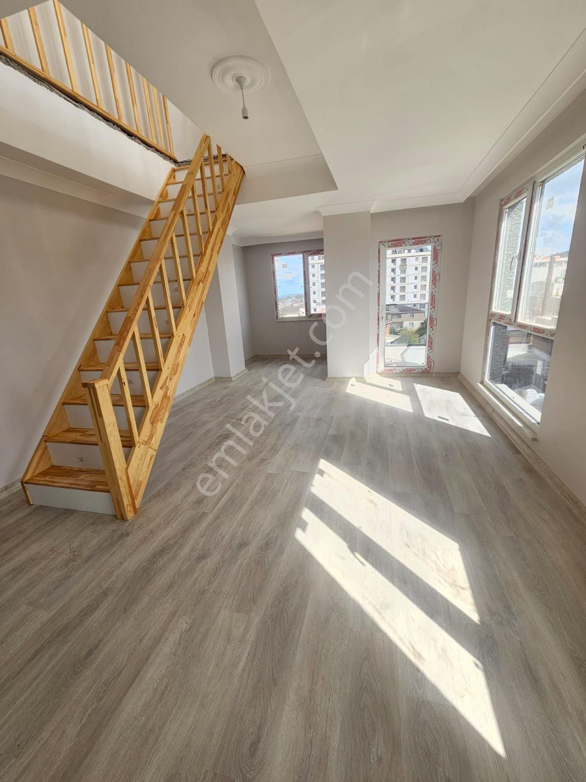 Sultanbeyli Batalgazi Hastaneye Yakin Satilık Üst Düblex - Görsel 11