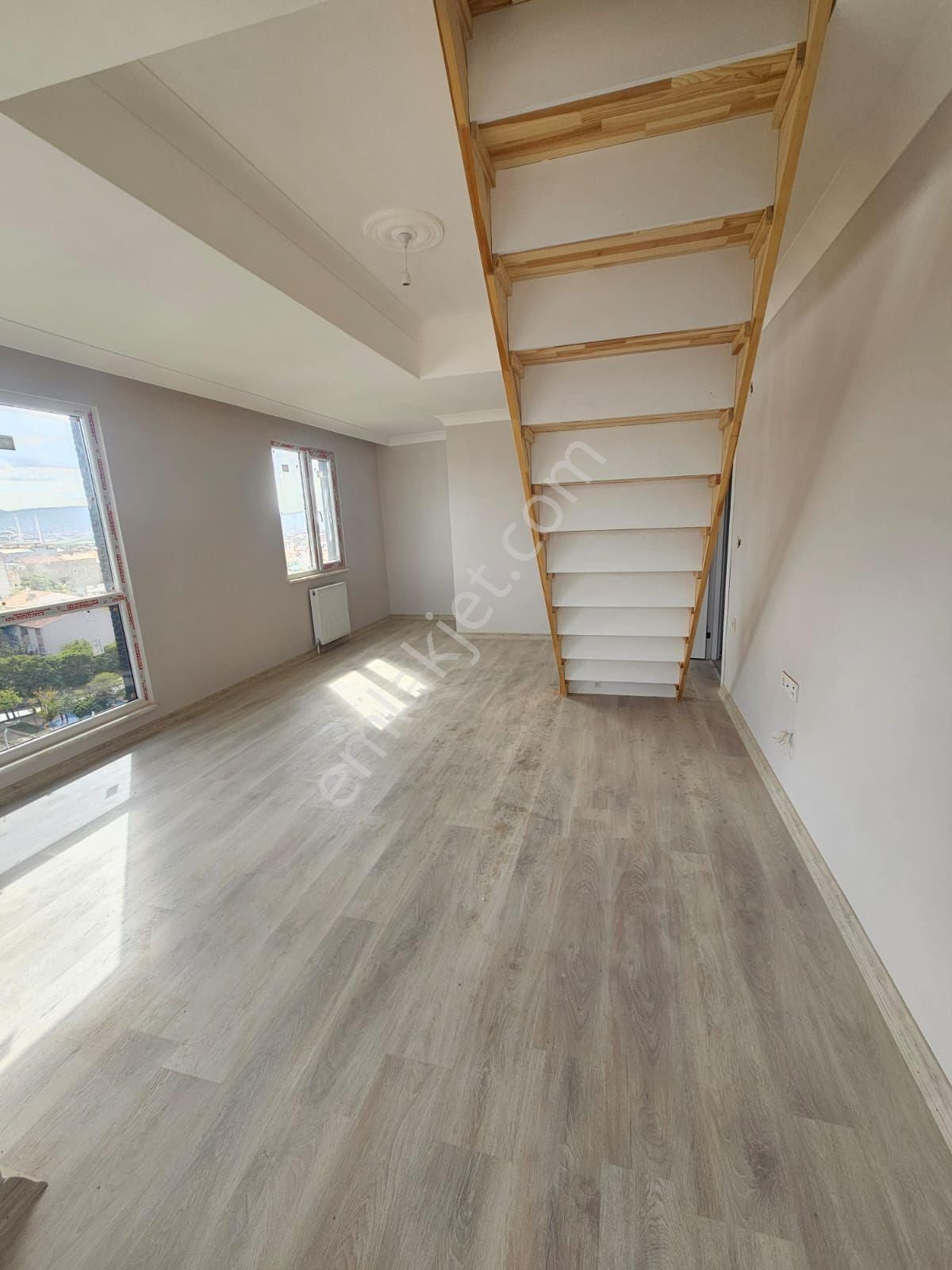 Sultanbeyli Batalgazi Hastaneye Yakin Satilık Üst Düblex - Görsel 8