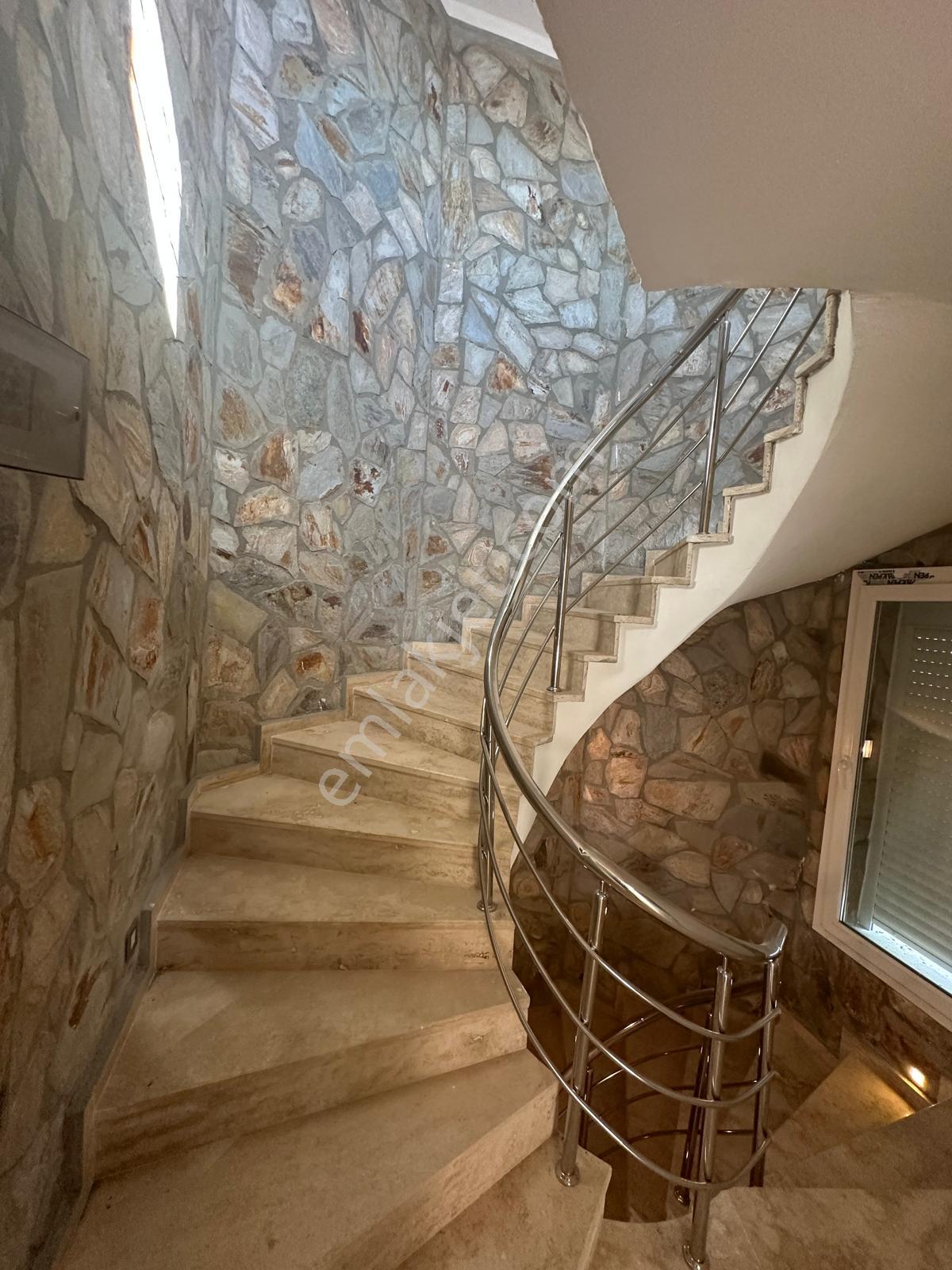 Kuşadası Güzelçamlı Mahallesinde Satılık Sıfır Villa - Görsel 27