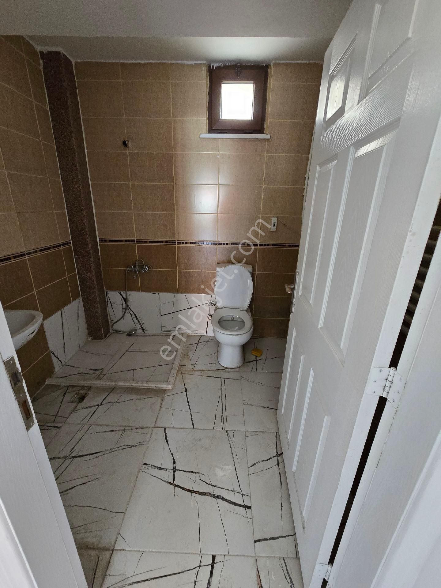 Alt Kaynarcada 400 M² Kapalı Alanlı Kiralık Bina - Görsel 17