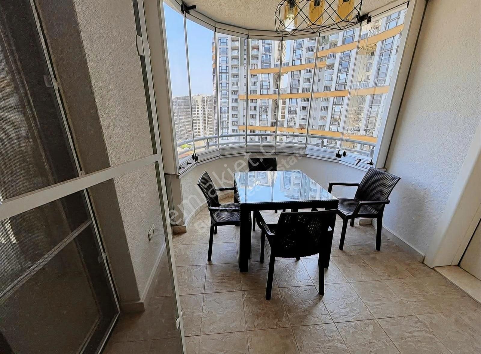 Bursa Modernde 4,5+1 Tüm Odalarda Klimalı Göl Manzaralı Daire - Görsel 7