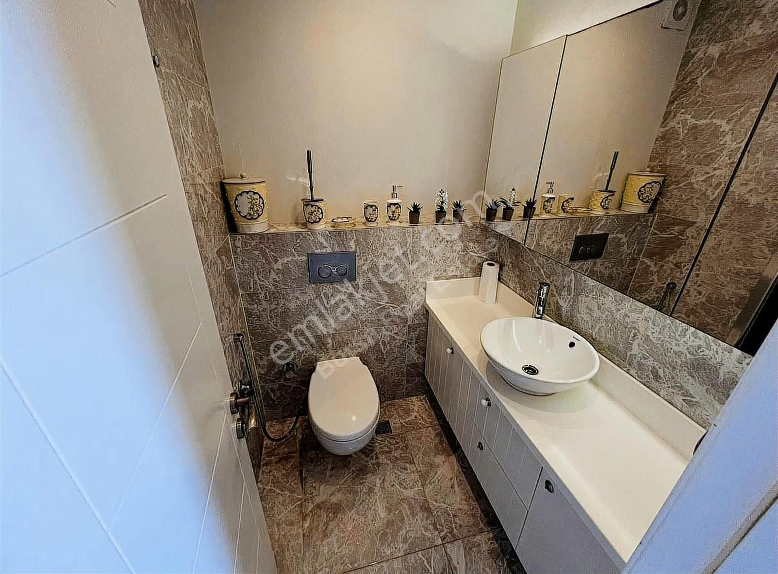 Bursa Modernde 4,5+1 Tüm Odalarda Klimalı Göl Manzaralı Daire - Görsel 21