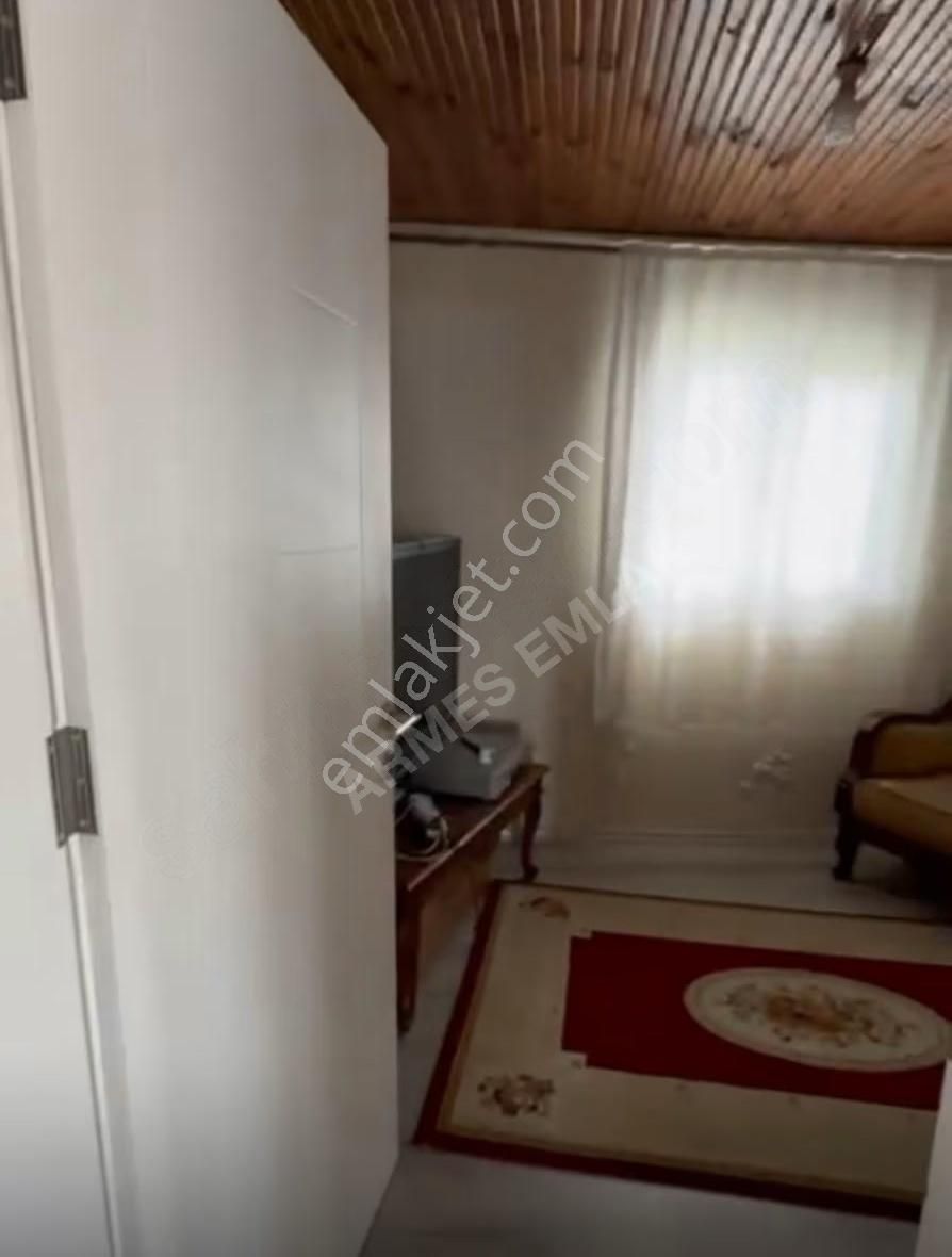 Armes,ten Beykoz Gümüşsuyun,da Boğaz Manzaralı Müstakil Ev Bahçl