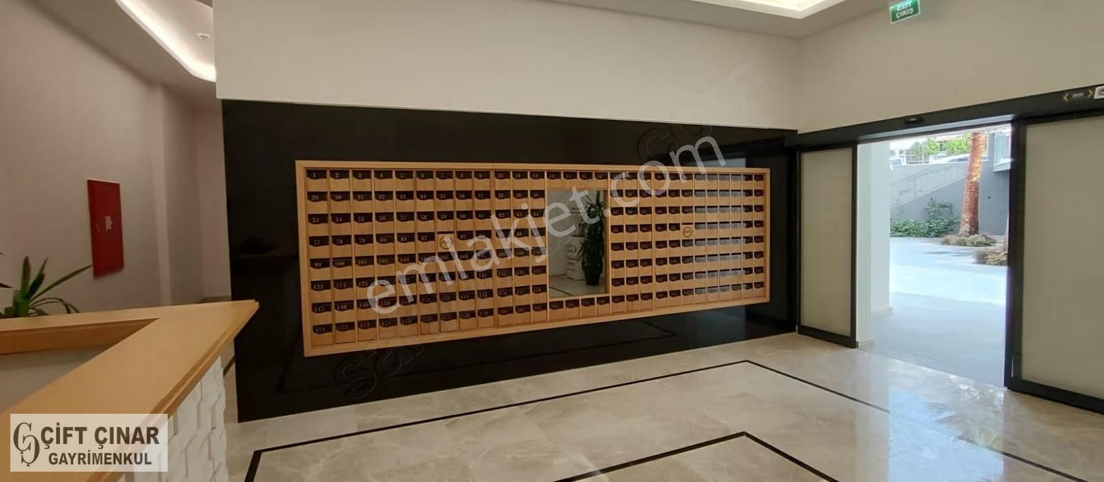 Manisa Meydan Projesinde Full Yapılı Çift Cephe Köşe Ofis - Görsel 10