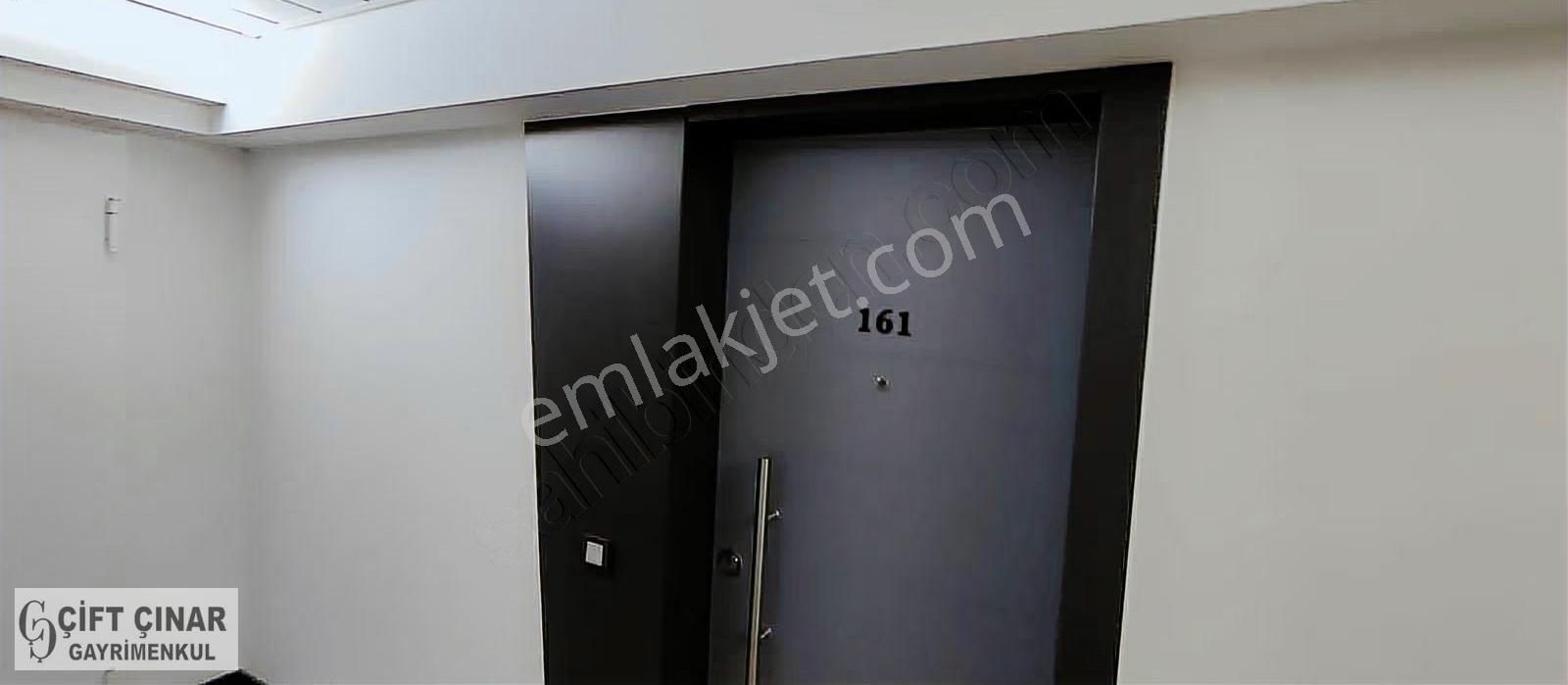 Manisa Meydan Projesinde Full Yapılı Çift Cephe Köşe Ofis - Görsel 21