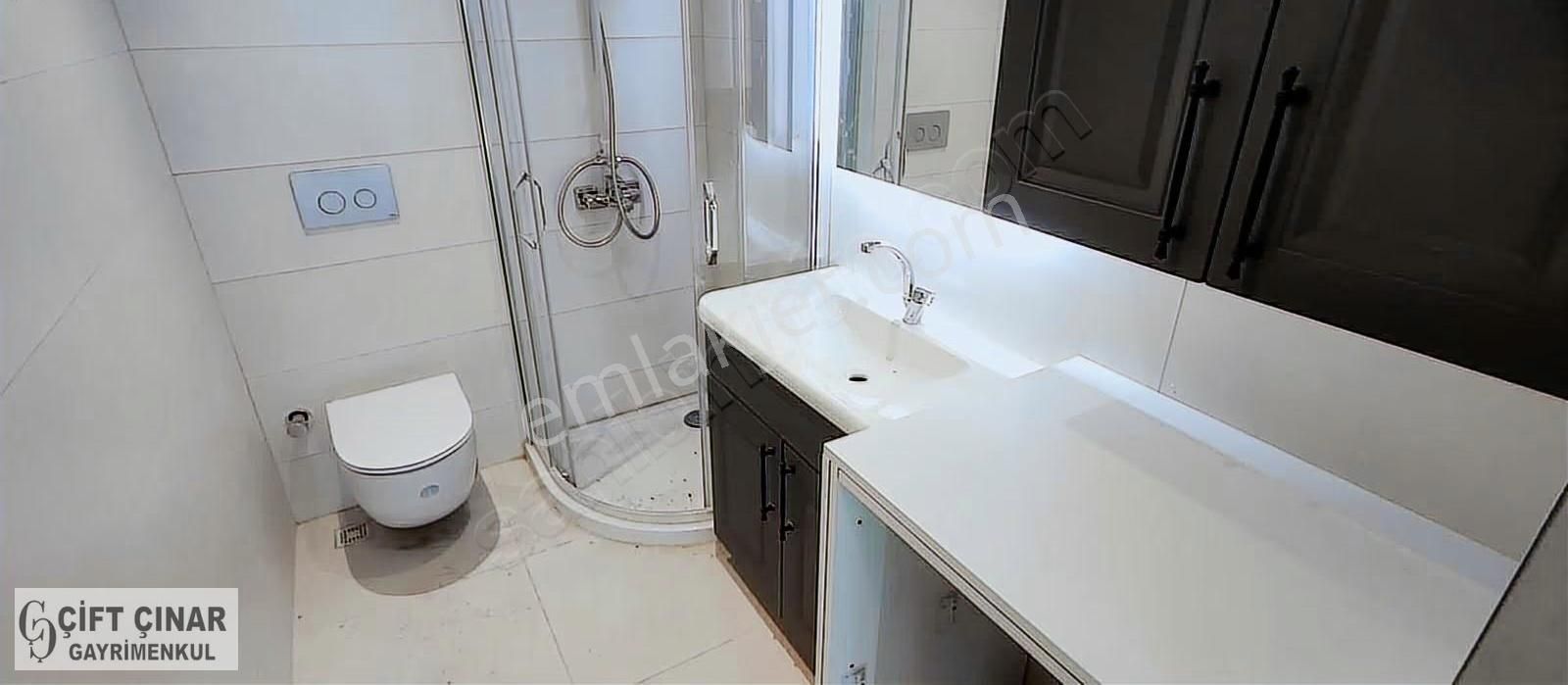 Manisa Meydan Projesinde Full Yapılı Çift Cephe Köşe Ofis - Görsel 14