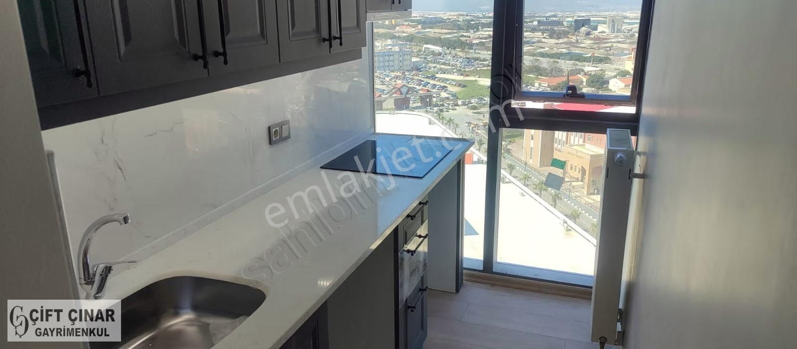 Manisa Meydan Projesinde Full Yapılı Çift Cephe Köşe Ofis - Görsel 30