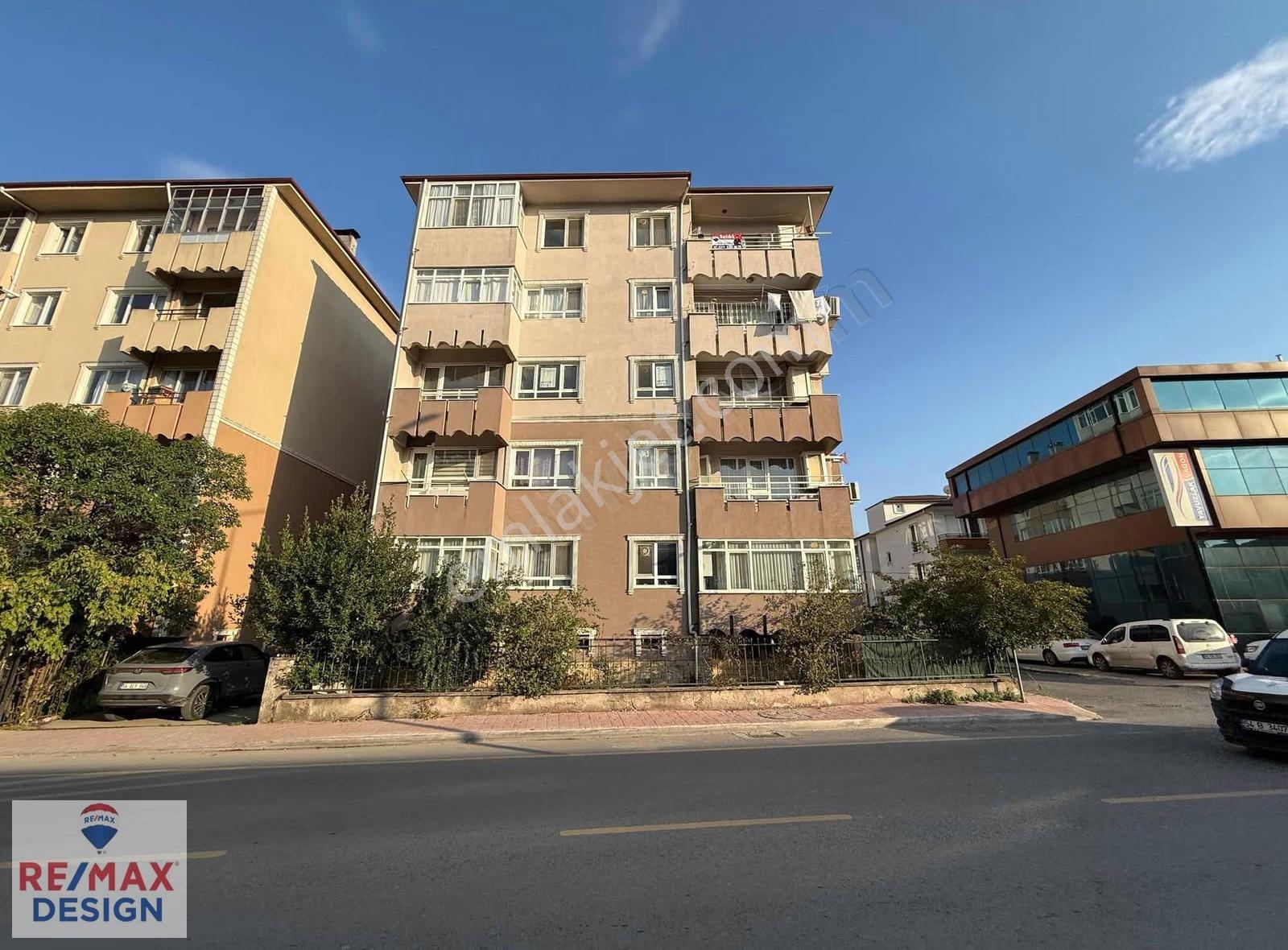 Remax Design Mithatpaşada 3+1 Satılık Daire - Görsel 15