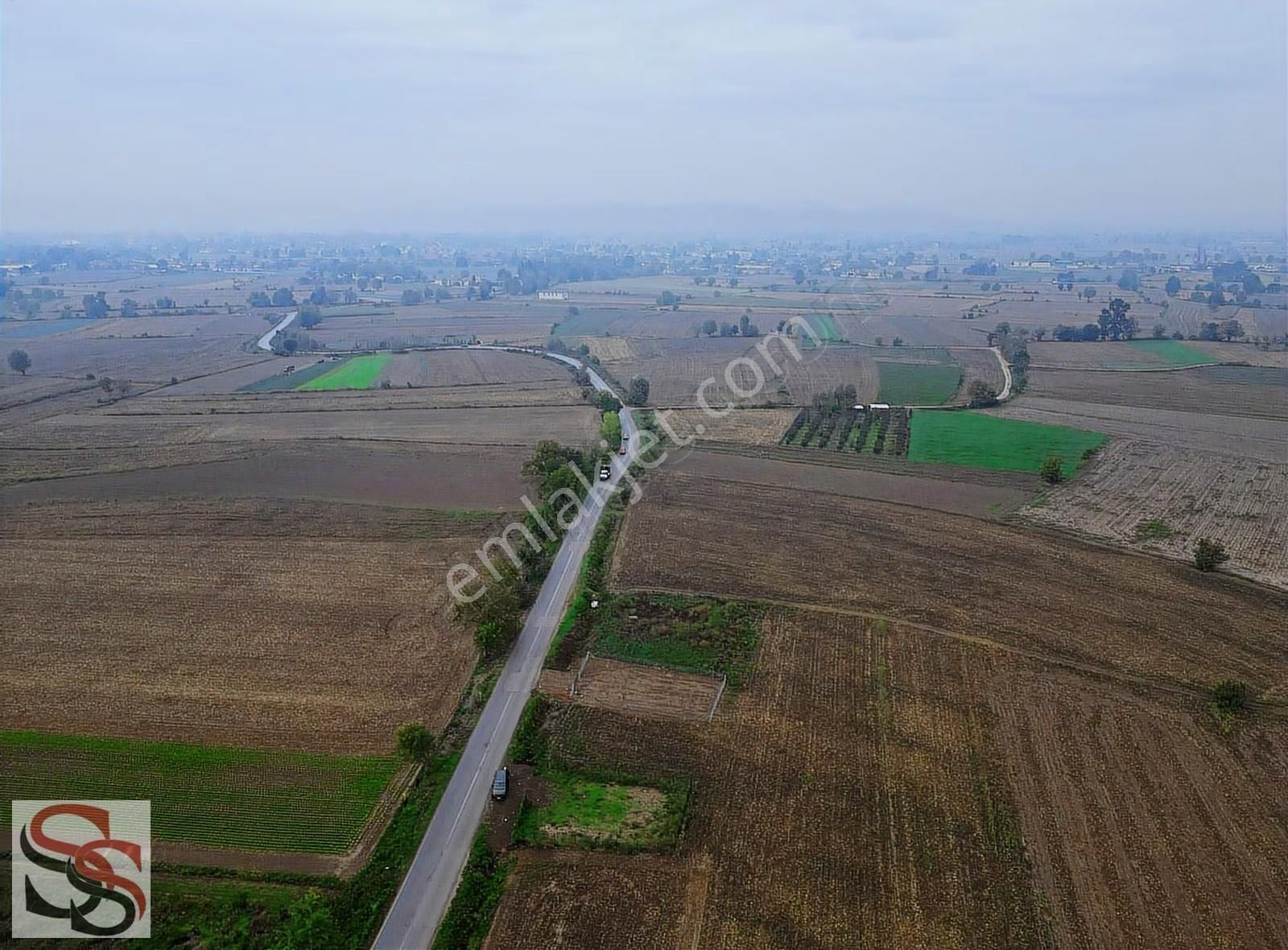 Adapazarı Çökeklerde Cadde Üzeri Etrafı Çevirili 352 M² Tarla - Görsel 4