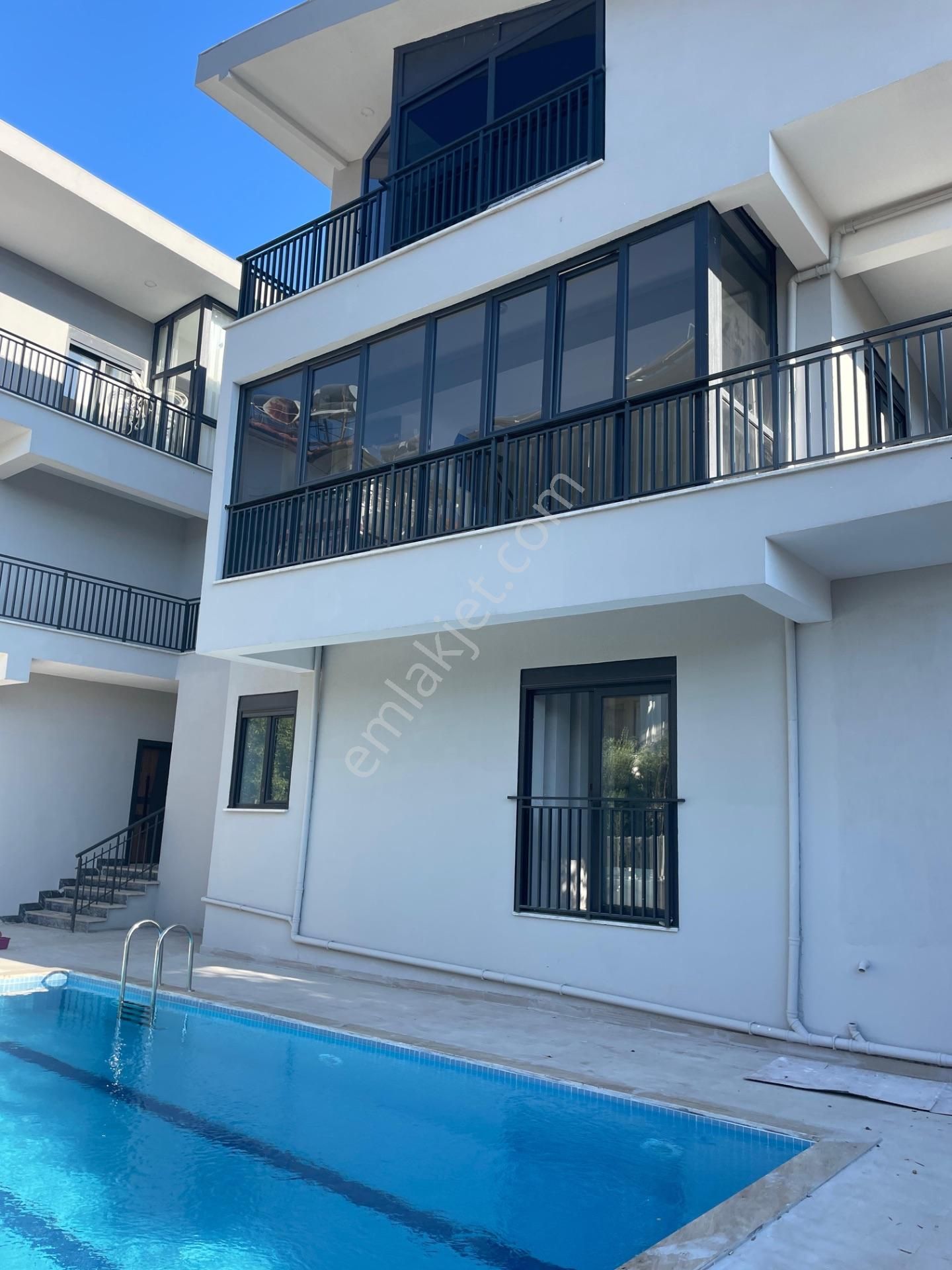 Side'de 3+1 Dubleks Satılık Daire - Görsel 15