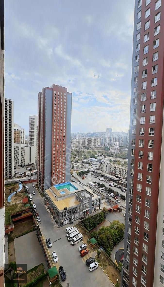 Beylikdüzü Havuzlu Güvenlikli Özel Yapım Site 2+1 Satılık Daire - Görsel 2