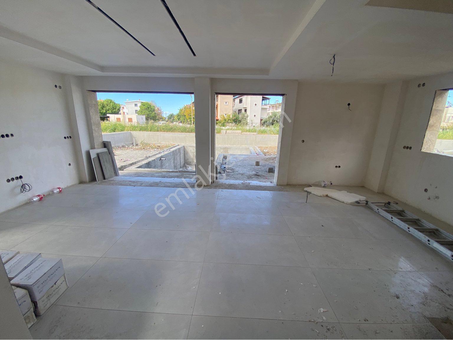 Denize 300 Metre Özel Havuzlu Sıfır Villa - Görsel 2