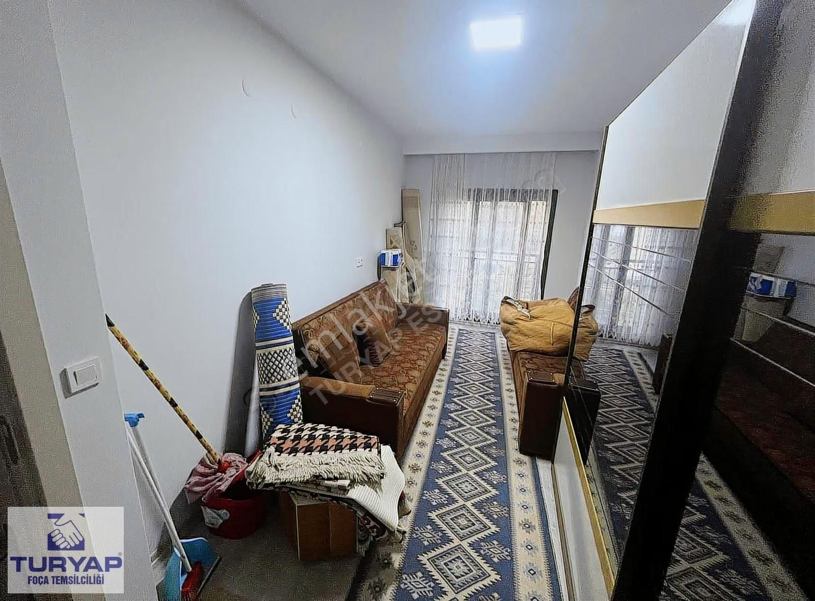 Karşıyaka Demirköprü'nün Kalbinde Satılık 2+1 Daire - Görsel 10