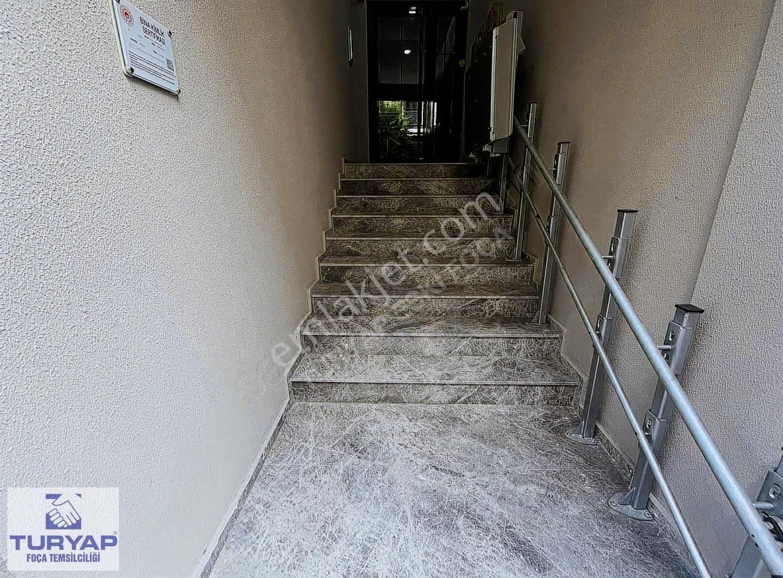 Karşıyaka Demirköprü'nün Kalbinde Satılık 2+1 Daire - Görsel 5