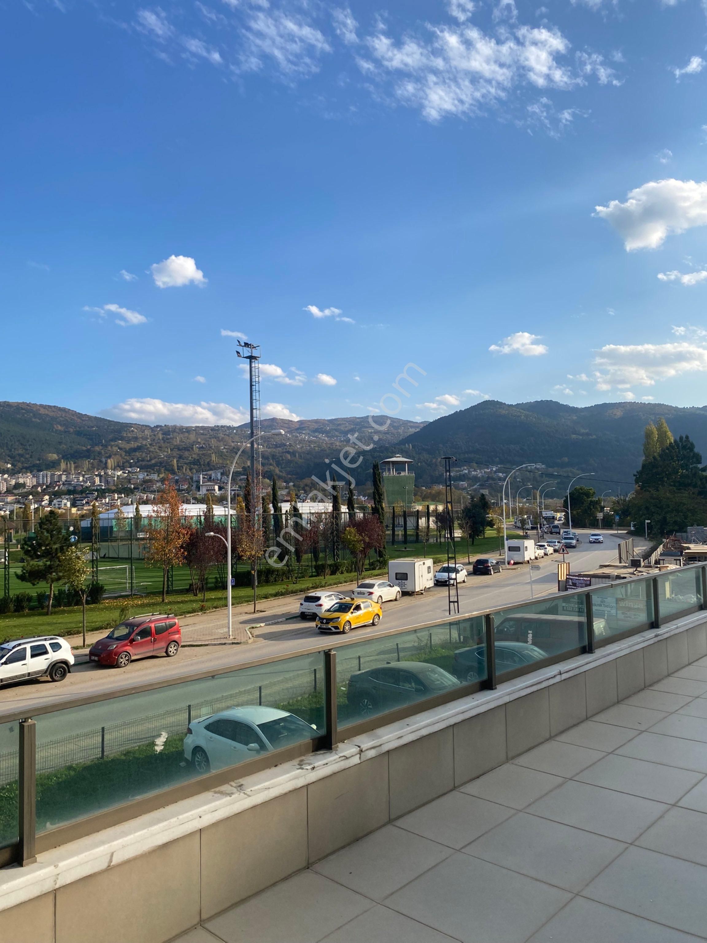 Rt Safir Gm'den Odunlukta 4+1 Manzaralı Kiralık Daire - Görsel 3