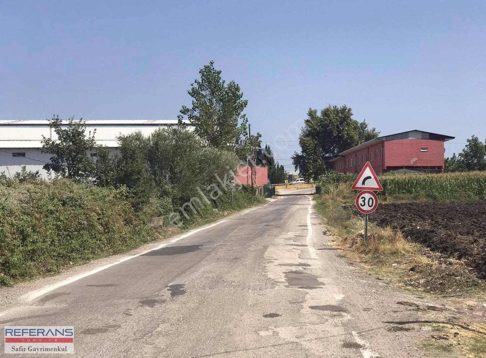 Rt Safir'den Karacabey/ Yenikaraağaç'ta Satılık Yatırımlık Tarla - Görsel 17