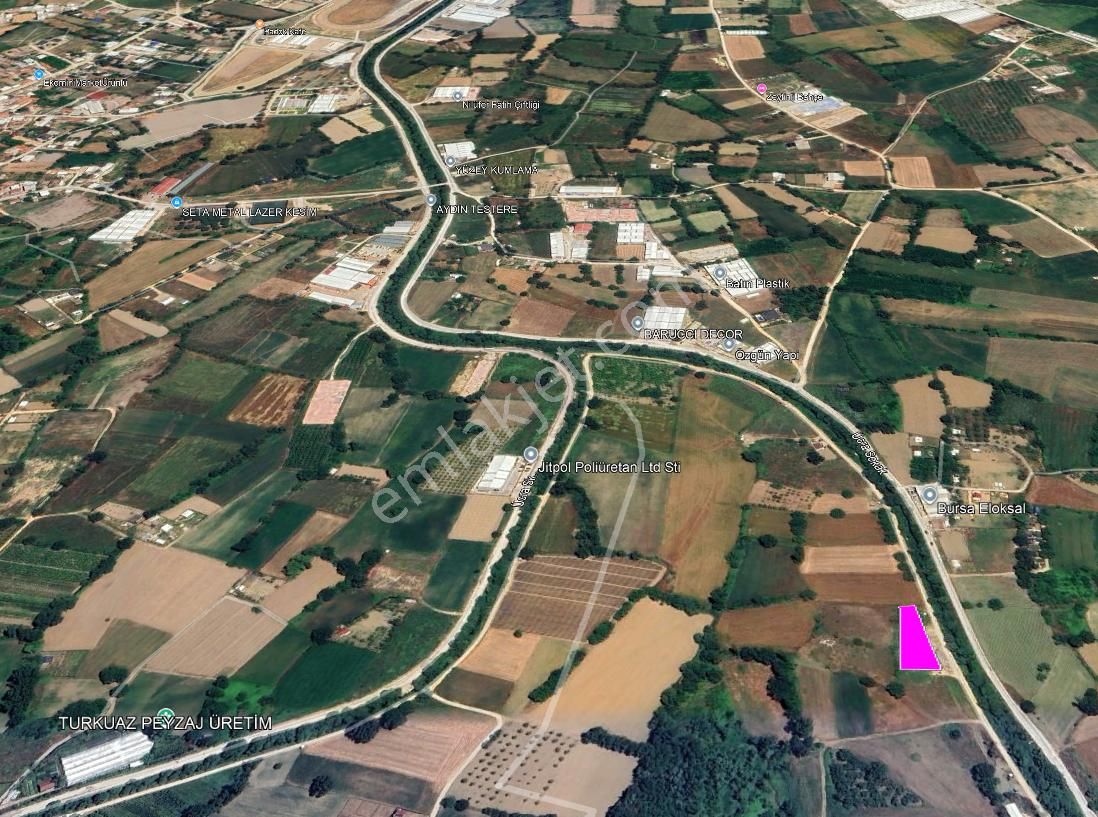 Rt Safir'den Yaylacık'da Resmi Yola Cephe Kiralık Depolama Alanı