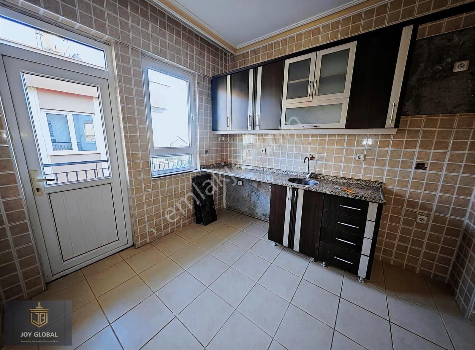 5+1 Dubleks Geniş Daire Karşıyaka Mh. Onay Hamam Yakını Teraslı - Görsel 17