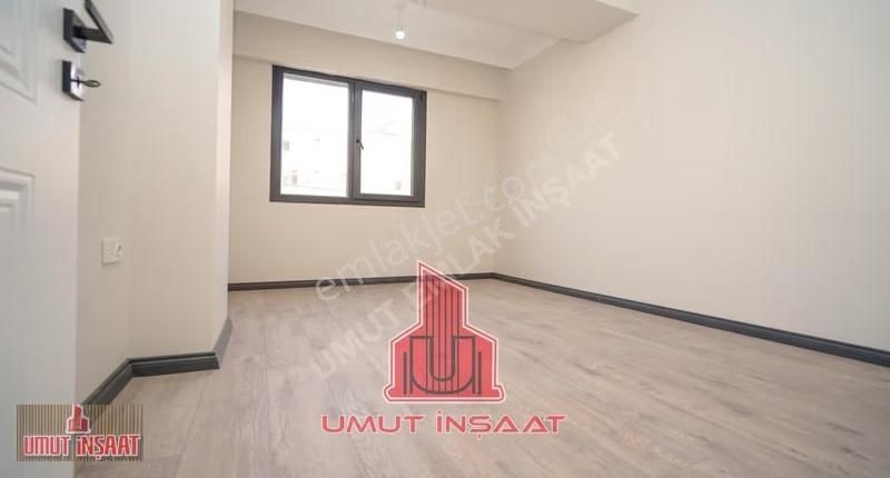 İbni Sina Okulu Karşısı - Görsel 2