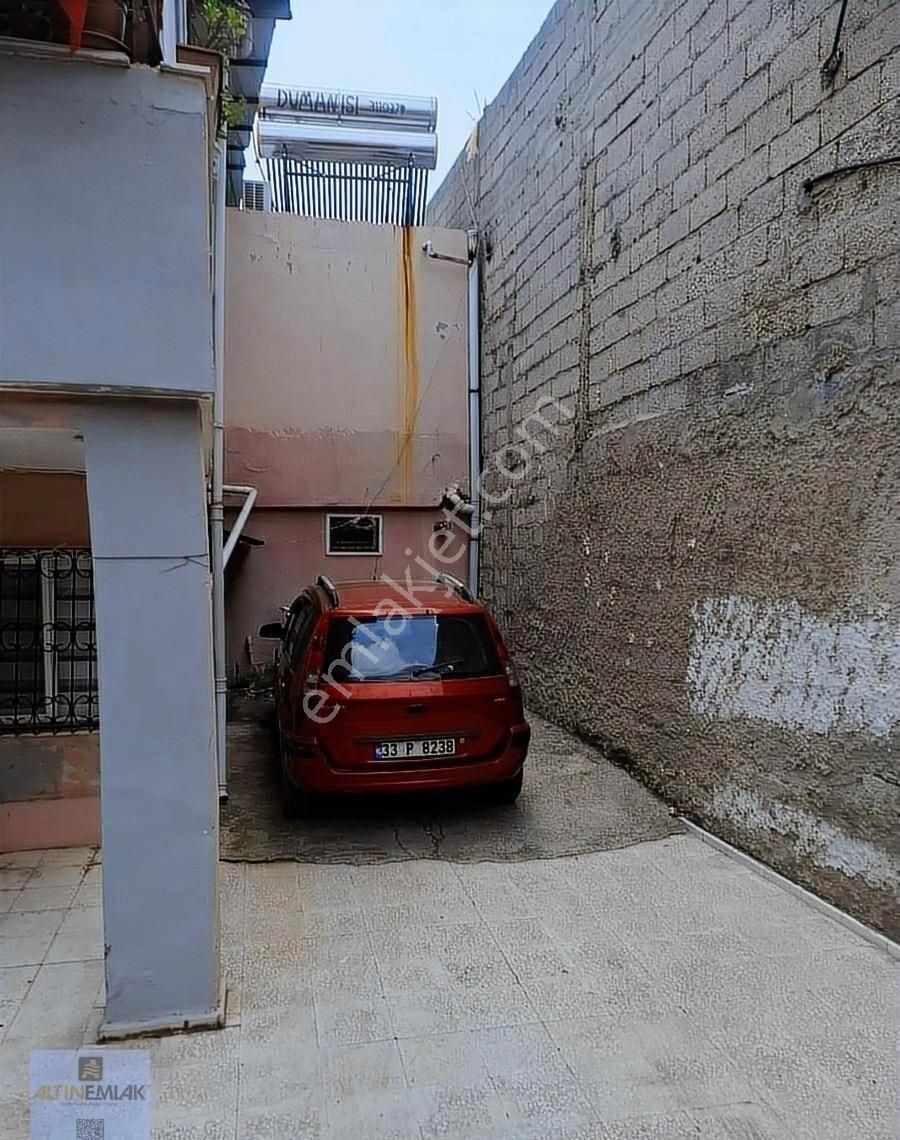 Satılık 165 M² Arsalı 2 Katlı Müstakil Ev - Görsel 8