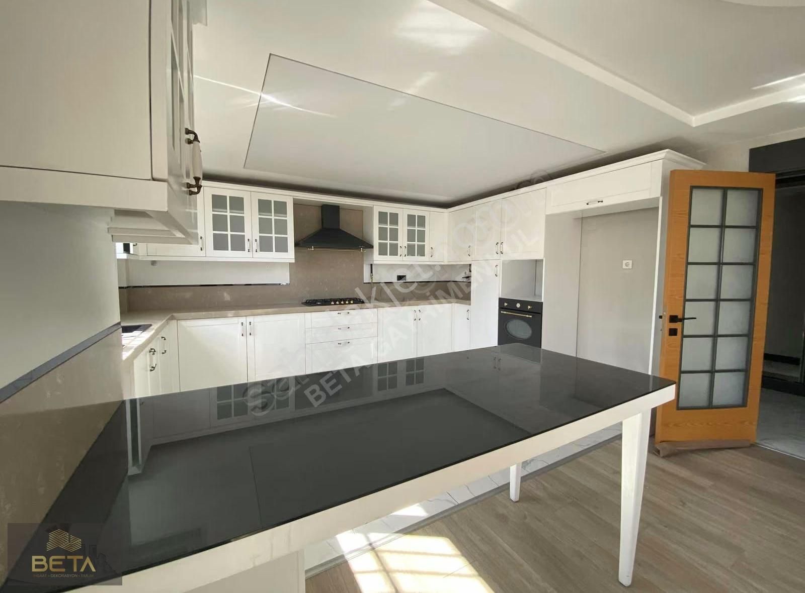 Gürselpaşa Kıyı Boyu Kanala Yakın 4+1 Güvenlikli Site İçerisinde - Görsel 9