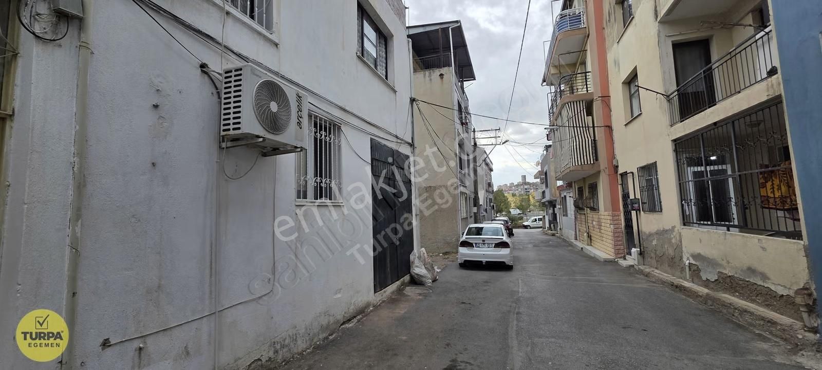 Karşıyaka Örnekköyde Doğalgazlı Tadilatlı 2+1 Daire - Görsel 22