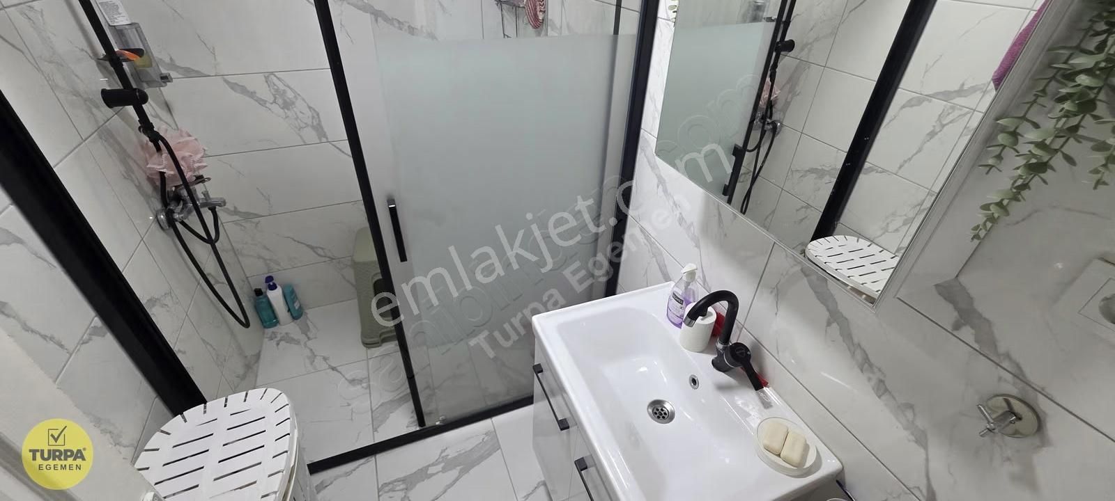 Karşıyaka Örnekköyde Doğalgazlı Tadilatlı 2+1 Daire - Görsel 15